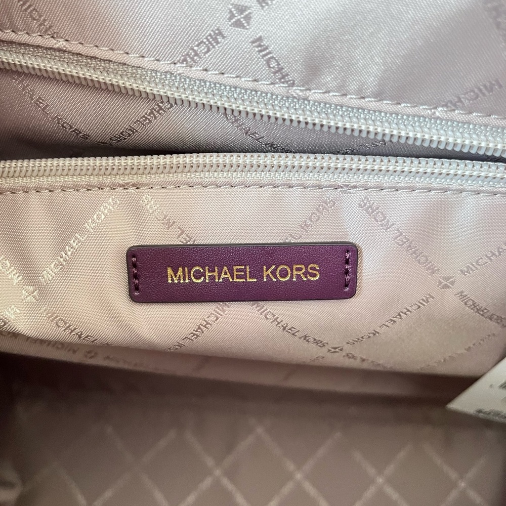 🌼Michael Kors Set - Picture 10 of 16